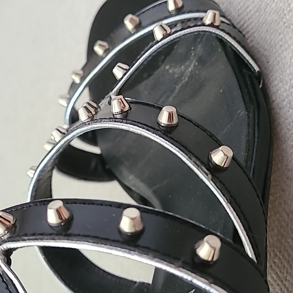 Stuart Weitzman Patent Studded Sandals - Size 9 - Picture 12 of 12